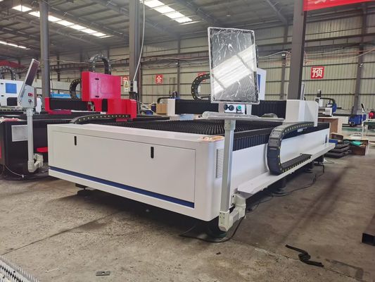 1000W-6000W Metal 3015 Fiber Laser Cutter Demir Çelik Alüminyum Bakır Plakası Kesme için Lazer Kesme Makinesi