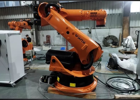 Paslanmaz Çelik Yastık Plaka Fiber Lazer Kaynak Makinesi KUKA Otomatik Robot Kolla