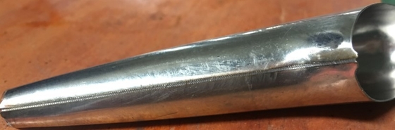 Çifte İstasyon Paslanmaz Çelik Çeşme Alt Çeşme Çöpeği Otomatik Fiber Lazer Kaynak Makinesi 1070nm Lazer Işığı ile