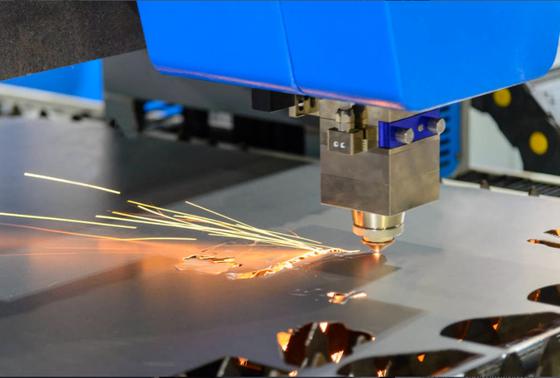 Metal Cnc Fiber Lazer Kesme Makinesi 3kw Fabrika Fiyatı CE Sertifikası