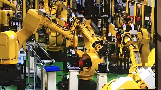 Kalın Levha Çelik Kesimi ve Endüstriyel Metal İmalatı için 6kW Fiber Lazer Kaynağına Sahip Ağır Hizmet FANUC Lazer Kesim Robotu