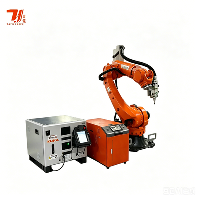 4000W IPG Robotik Lazer Kaynak Sistemi 3D Karmaşık Metal Parçaları Kaynaklama için KUKA KR35 Robotu ile
